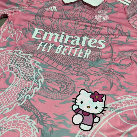 Limited Edition Custom Hello Kitty Real Madrid Jersey #keystreetwearr #hellokitty #hellokittycore #hellokittylover #instafashion #instagram Camisa Real Madrid, Hello Kitty Dress, Abstract Animal Art, Jersey Tshirt, Pink Sale, Quick Outfits, Anime Animals, Short Sleeve Pattern, Custom Hoodies