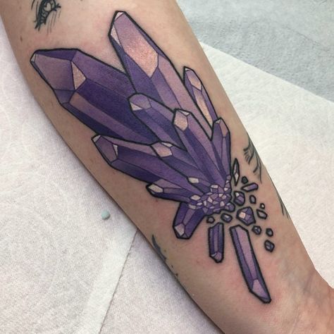 Geode Tattoo, Amethyst Tattoo, Crystal Tattoos, Stone Tattoo, Gem Tattoo, Crystal Tattoo, Diamond Tattoos, 3d Tattoo, Crystal Art