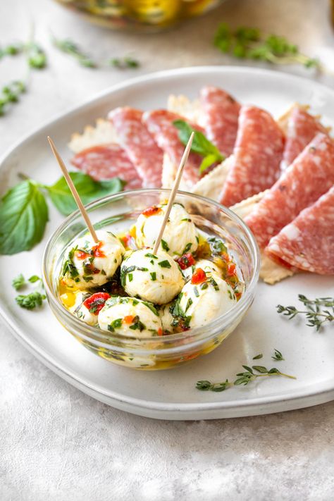 Marinated Mozzarella Balls Uses, Appetizers Mozzerella Balls, How To Marinate Mozzarella Balls, Marinated Mozzarella Balls Recipes, Motzerella Balls And Tomatoes Balsamic, Mozzarella Balls Recipe, Marinated Mozzarella Balls, Strawberry Tartlets, Marinated Mozzarella