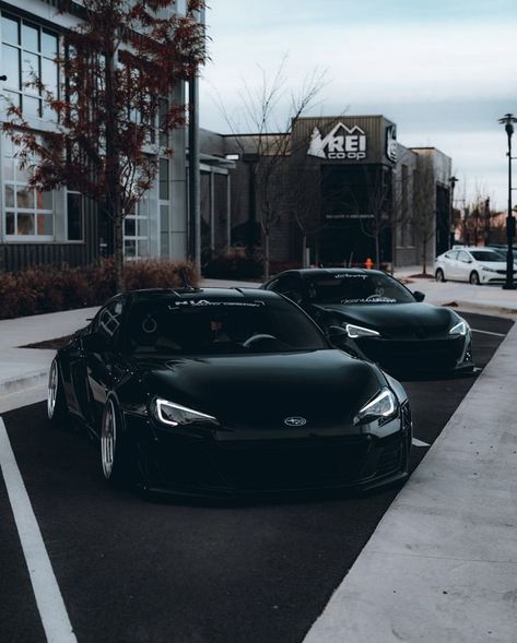 Toyota Gr86 Black, Brz Aesthetic, Subaru Brz Wallpapers, Toyota Gt86 Black, Toyota 86 Black, Brz Car, Supercars Wallpaper, Gt 86, Toyota Gr86