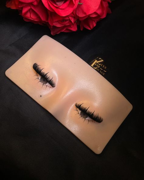 Nová strip Lash customised to lengths 11-16mm🫣 Love how this set came out!😍 #striplashes #customlashes Custom Strip Lashes, Pretty Lashes, Lash Tech, Strip Lashes, Lashes, Quick Saves