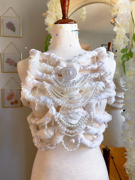 Diy Ribcage, Ribcage Corset, Diy Corset, Textiles Projects, Flower Party, Creation Couture, Pick And Mix, Next Fashion, Fantasy Dress