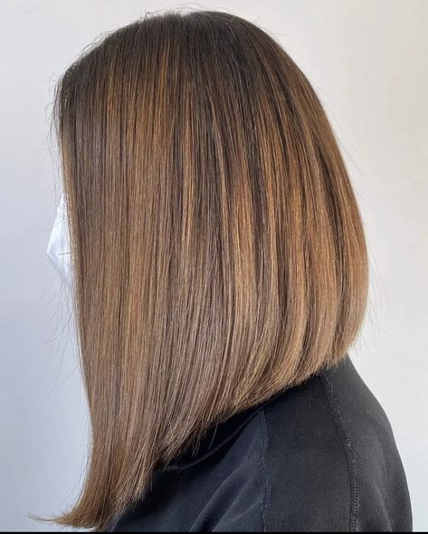 Bad Bob Haircut, Long Inverted Bob, Reverse Bob, Inverted Long Bob, Hair Color Caramel, Inverted Bob, Long Bob Hairstyles, Bob Haircut, Long Bob