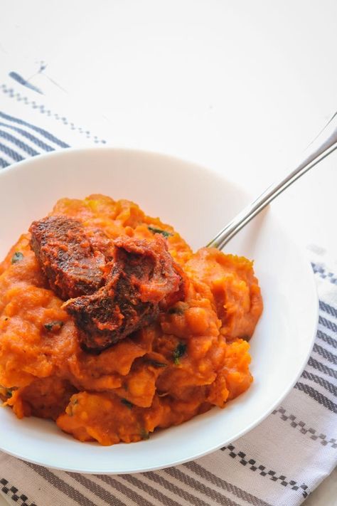 Nigerian Asaro Recipe, Yam Porridge Nigerian Food Recipe, Yam Porridge Nigerian Food, Yam Porridge, Nigerian Soup, Yam Recipe, Naija Food, Nigerian Dishes, Nigerian Foods