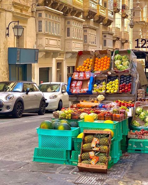 Valleta camera roll 🤌🏼 Malta Vacation, Malta Italy, Valetta Malta, Malta Holiday, Malta Food, Malta Beaches, Malta Valletta, Stone Buildings, Valletta Malta