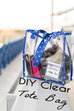 Beginner Sewing Projects, Collage Quilts, Melly Sews, Clear Stadium Bag, Stadium Bag, Clear Tote Bags, Fabric Sewing Patterns, Vinyl Bag, Clear Plastic Bags