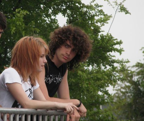 hayley williams and taylor york, paramore All We Know Is Falling, Haley Williams, Hayley Paramore, Taylor York, Happy Late Birthday, Paramore Hayley Williams, Music Pics, Hayley Williams, Paramore