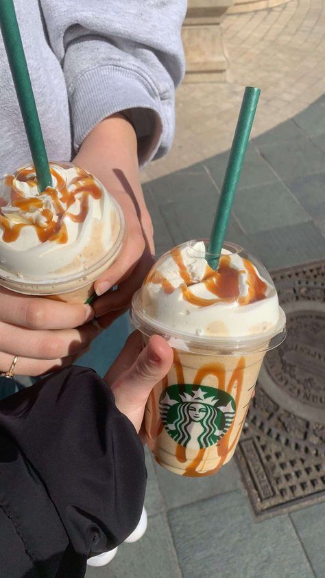 #aesthetic #coffee #coffeelovers #starbucks #budapest #frappuccino Frappuccino Aesthetic, Starbucks Girl, Study Trip, Food Content, Aesthetic Coffee, Ideas For Instagram Photos, Starbucks Drinks, City Trip, Culture Travel