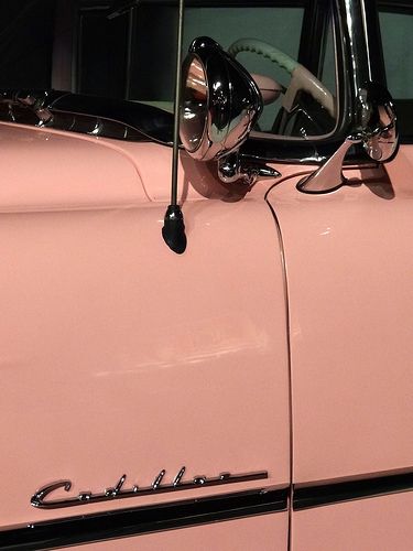 Cadillac Aesthetic, Cadillac Tattoo, Elvis Pink Cadillac, Cadillac Margarita, Arte Cowboy, Cadillac Cts Coupe, Black Cadillac, Graceland Elvis, Carros Retro