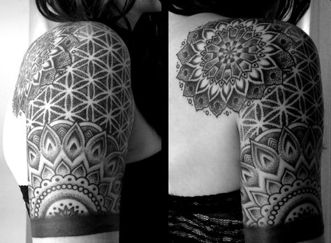 flower of life sacred geometry pattern tattoo Tattoo Calf, Dotwork Tattoo Mandala, Flower Of Life Tattoo, Tattoo Mandala, Geometry Tattoo, With Tattoo, Mandala Tattoo Design, Music Tattoos, Feather Tattoos