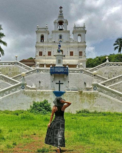 Rediscovering Goa in Monsoon: Places to see in Goa for free - The Wicked Soul Goa Poses, Goa Beaches Photography, Creative Beach Pictures, Beaches Photography, Goa Beaches, Goa Travel, Photography Indian, Travel Pose, Vacation Photography