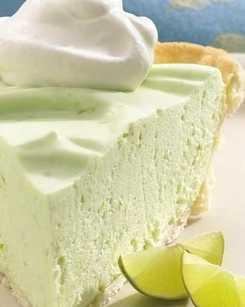 Fluffy Key Lime Pie - a classic made easy Fluffy Key Lime Pie, Key Lime Recipes, Key Lime Desserts, Key Lime Pie Recipe, Lime Desserts, Lime Pie Recipe, Keylime Pie Recipe, Lime Recipes, Easy Meal Ideas