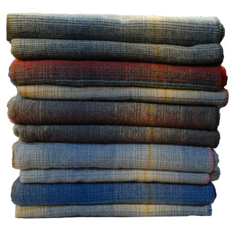 Kerry Wool Blankets Shadow Check – Kerry Woollen Mills Welsh Wool Blankets, Queen Bed Size, Woollen Blankets, Wool Blankets, Bed Size, Authentic Design, Weighted Blanket, Natural Gifts, Queen Bed