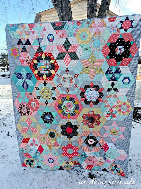 Smitten Quilt, Door Quilt, Coin Quilt, Round Quilt, Halloween Patchwork, Happy Trail, Quilt Templates, Just Done, Big Block Quilts