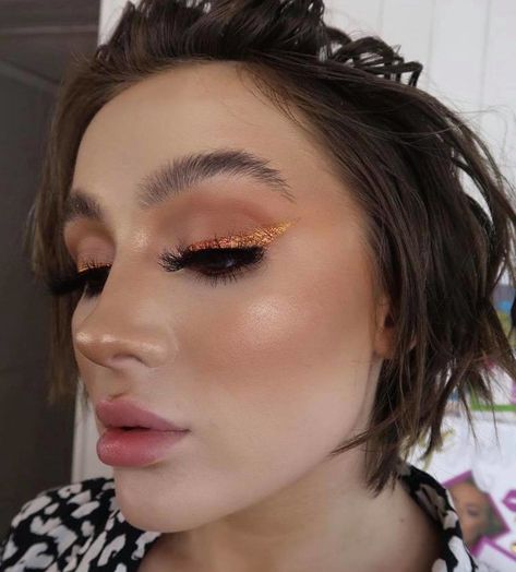 Autumn Makeup Looks Fall, Copper Makeup Look, Fall Inspired Makeup, Makeup Looks For Fall, Fall Makeup Trend, Dag Make Up, Natural Prom Makeup, Elegantes Makeup, Mekap Mata