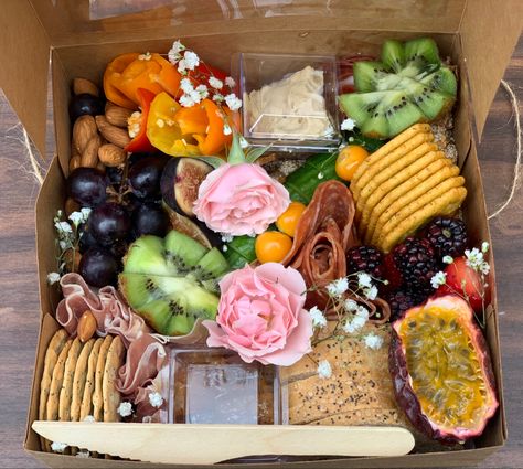 Charcuterie Board Togo, Charcuterie Togo Boxes, Charcuterie Board To Go, Feb 14th, Food Appetizers, Bridal Shower Food, Funny Kitchen, Shower Food, Mouth Watering Food