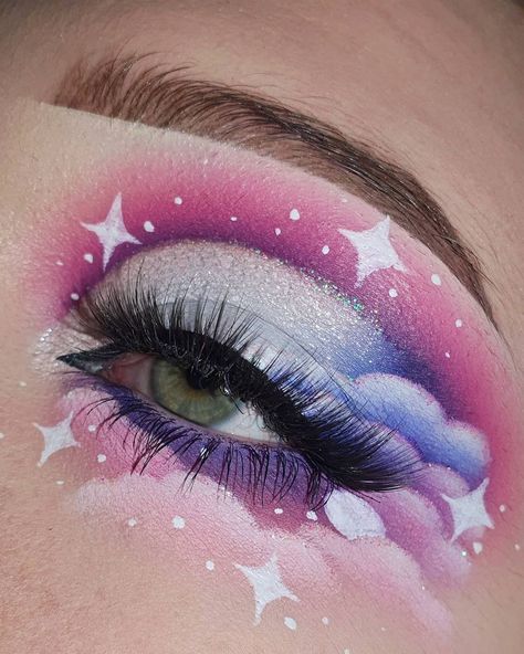 Galaxy Eye Makeup, Make Up Yeux, Galaxy Makeup, Makeup Pictorial, Punk Makeup, Doll Eye Makeup, Pride Makeup, Graphic Makeup, Unique Makeup