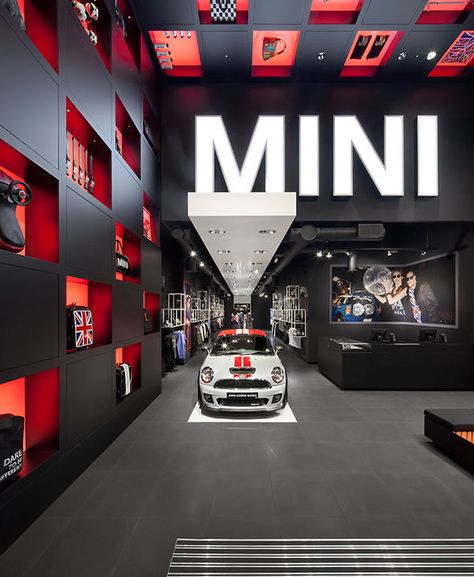 MINI Pop-Up Store London Westfield on Behance Car Showroom Design, Deco Studio, One Night Stand, Retail Concepts, Car Showroom, Showroom Design, Retail Store Design, Retail Design Blog, Garage Design