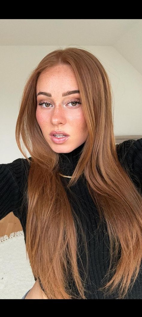 Light Copper hair and hazelnut eyes Light Auburn Hair Color Brown, Outfit Ideas Ginger Hair, Ginger Light Hair, Ginger Hair Tanned Skin, Brown Eyes Olive Skin Hair Color, Cowboy Copper Hair Hazel Eyes, Rusty Hair Color, Strawberry Blonde Babylights, Copper Hair With Brown Eyes