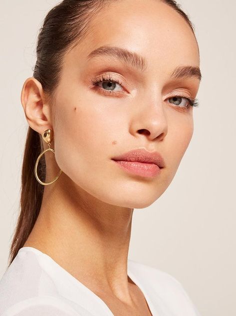 Beauty Hacks That Actually Work, Luma Grothe, Best Serum, Beauty Shoot, 인물 사진, Kombucha, Beauty Inspiration, Makeup Tools, Makeup Inspo