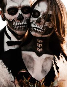 Halloween Styled Shoot, Halloween Skeleton Makeup, Skull Face Paint, Creepy Halloween Makeup, Skeleton Makeup, Halloween Photography, Halloween Makeup Inspiration, Face Painting Halloween, Halloween Costumes Makeup