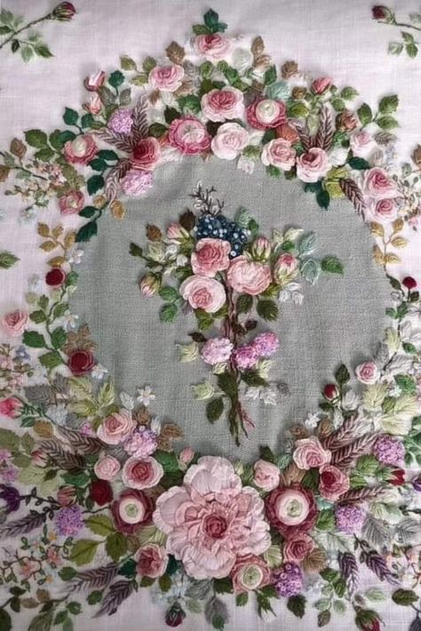 Rococo Embroidery, Motif Embroidery, Own Company, Wedding Embroidery, Flower Embroidery Designs, Embroidered Clothes, Reference Photos, Makeup Eyeliner, Art Reference Photos