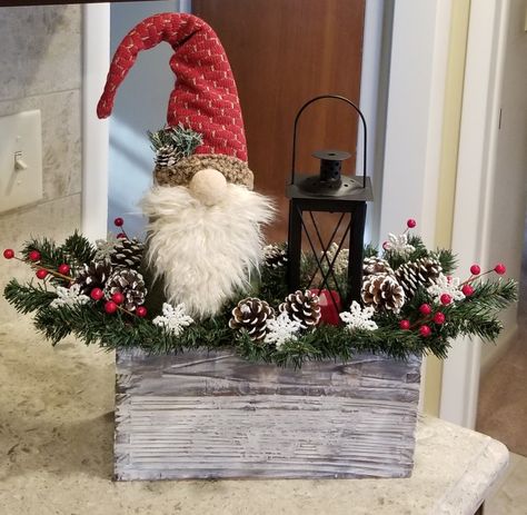 Gnome Centerpiece Ideas, Gnome Centerpiece, Centerpiece Ideas, Crafty Things, Thyme, Christmas Ideas, Merry Christmas, Christmas, Centrepiece Ideas