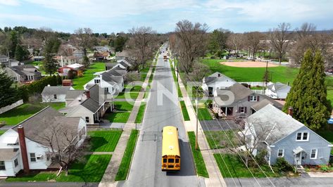 Manheim, United States - 04/08/2024: Yellow American School Bus Driving On School Bus Driving, Bus School, American School, Video Effects, School Bus, Stock Video, Stock Footage, United States, The Unit