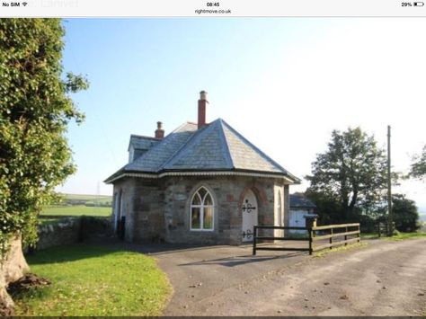 Gate Lodge Lodge Ideas, Lodge House, Lodge Homes, Gate House, Coach House, Cottage Homes, Small House, Beautiful Pictures, Gazebo