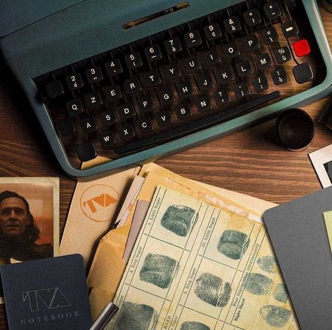 Lokius Aesthetic, 60s Office, Vintage Futurism, Bujo Themes, Oc Things, Glorious Purpose, Loki Aesthetic, Loki Tv, Marvel Dr