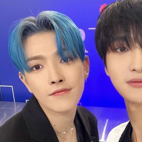 seongjoong matching icon #ateez Seongjoong Matching Icons, Kpop Matching, I Have No Friends, Matching Pfps, Matching Pfp, Matching Icons, Mom And Dad, Quick Saves