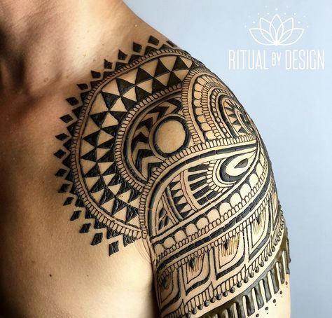 Henna Male, Men’s Henna, Male Henna Designs, Mens Mehndi, Boy Henna, Henna For Men, Henna For Boys, Henna Men, Men Henna Tattoo