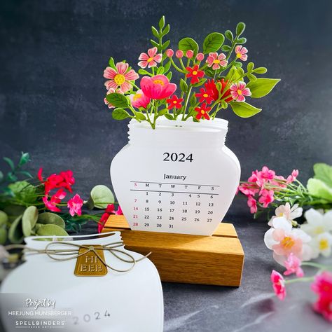 Spellbinders- DIY 2024 Desk Calendar - H MADE BOUTIQUE Handmade Desk Calendar, Creative Desk Calendar, Homemade Calendar, Kids School Gifts, Diy Desk Calendar, Bridal Umbrella, Flower Calendar, Creative Calendar, Calendar Craft