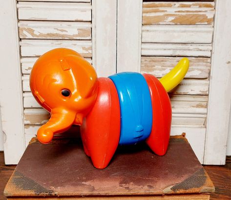 Vintage Tupperware Toy  Zoo It Yourself Elephant Animal, 1970s. 4 pieces, missing the yellow neck. 5 3/4 in tall × 8 in long × 4 in wide. Excellent vintage condition.  Normal wear/ minor scratches from age and use. See pics as they are part of the description.  * Please note: Vintage items,  by nature,  are likely to carry various marks and indications of their age. I make every effort to photograph my items to show all features and characteristics as clearly as possible.  All vintage items are My Childhood Memories 1970s, Vintage Toys 1970s 1960s, Vintage Toys 1960's 1950s, Childhood Toys 70s, 90s Toys Nostalgia, Vintage Toys 80s, Vintage Toys 1970s, 1950s Toys, Vintage Toys 1960s