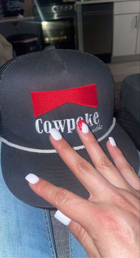 Western Country Nail Ideas, White Western Nail Ideas, Western Nail Inspo Short, White Western Nails, Punchy Nails Designs, Painted Acrylic Nails, Western Nails, Country Nails, Coffin Shape Nails