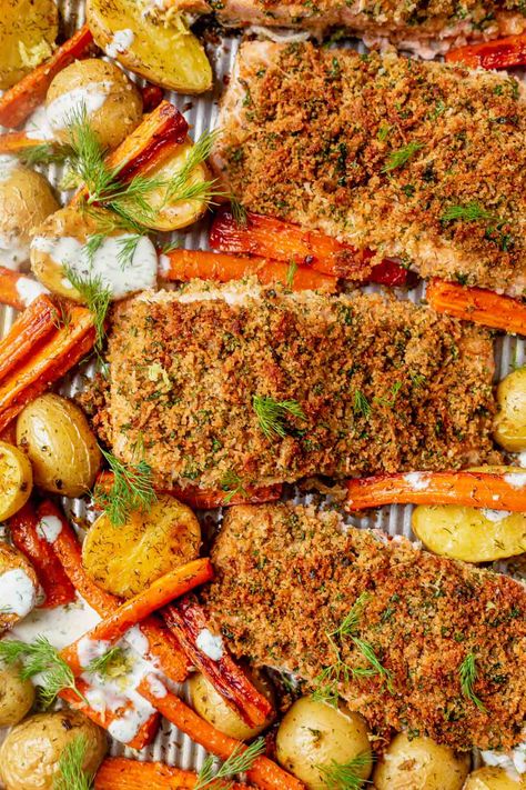 Salmon With Roasted Vegetables, Herb Crusted Salmon, Roasted Potatoes And Carrots, Creamy Garlic Mushrooms, Dash Diet Recipes, Garlic Roasted Potatoes, Keto Kitchen, Heart Healthy Eating, Salmon Potato