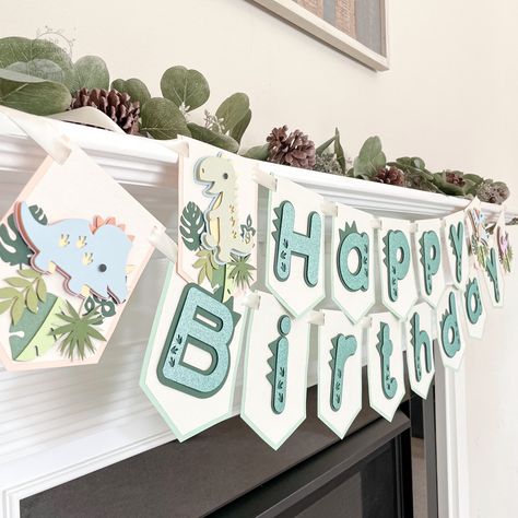 Dinosaur First Birthday Party, Dinosaur Garland, Dino Party Decorations, Dino Decorations, High Chair Decorations, Party Dinosaur, Simple Birthday Decorations, Twins 1st Birthdays, Dinosaur First Birthday