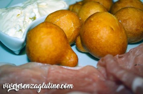 Gluten-free fried dough - Florence's fried coccoli Gluten Free Fried Dough, Gluten Free Yeast Free, Italian Holiday, Fried Dough, Hot Oil, Frying Oil, Soft Cheese, Gluten Free Flour, Yeast