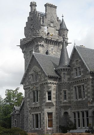 Ardverikie House - Loch Laggan, Highlands. ✿ڿ Work being performed on the central tower. The tower panel is inscribed, "Burnt 1873 Rebuilt 1874 Finished 1878." Ardverikie House, Castle Inspiration, Monarch Of The Glen, Scotland Castles, Listed Building, House Building, Fantasy Castle, The Tower, Scottish Highlands