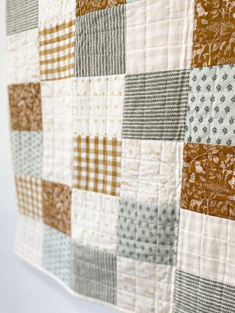 Patchwork Quilt Kits – The Stitch Saloon Quilt Blanket Pattern, Baby Diy Projects Nursery, Basic Quilt Patterns, Baby Boy Quilt Patterns, Neutral Baby Quilt, Boys Quilt Patterns, Baby Quilt Kit, Squares Quilt, Patchwork Squares