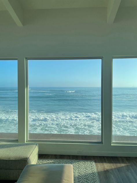 Summer Dream Aesthetic, Beach Home Aesthetic, Sea Interior Design, Beach View House, Window Pictures, Aesthetic Window, Blue Beach House, Houses By The Beach, Beach House Aesthetic