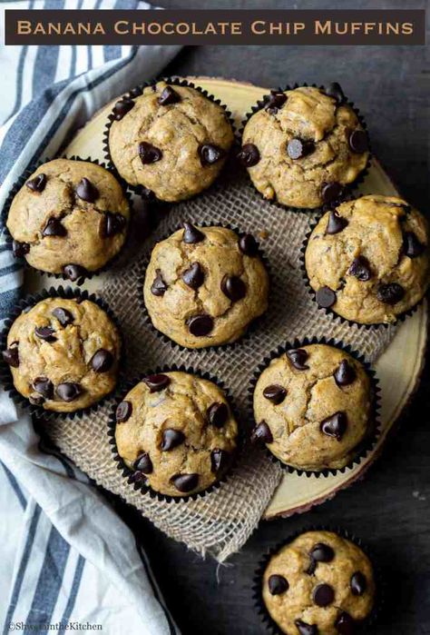 Eggless Banana Chocolate Chip Muffins - Shweta in the Kitchen Eggless Banana Muffins, Banana Choc Chip Muffins, Eggless Muffins, Banana Streusel Muffins, Oats Cookies, Choc Chip Muffins, Resepi Biskut, Chocolate Chip Muffin Recipe, Chocolate Banana Muffins