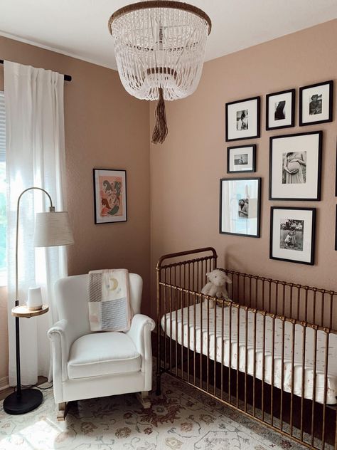 Gold Crib Nursery, Decorating Nursery, Girl Nursery Colors, Gold Crib, Modern Nursery Design, Nursery Inspiration Girl, Mid Century Nursery, Brown Nursery, Vintage Girl Nursery