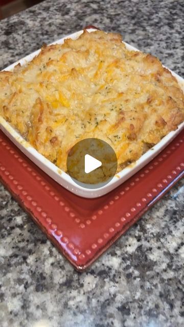 Malik Morrow on Instagram: "Seafood Pot Pie topped with a Cheddar Bay Biscuit 😜#seafoodpotpie #potpie #seafood #comfortfood #recipes #cooking #cookingathome #foodies #explore #cheddarbaybiscuits #redlobster" Pillsbury Biscuit Recipes, Biscuit Pot Pie, Seafood Pot Pie, Seafood Pot, Pizza Pot Pie, Red Lobster Biscuits, Pillsbury Biscuits, Cajun Seafood, Cheddar Bay Biscuits