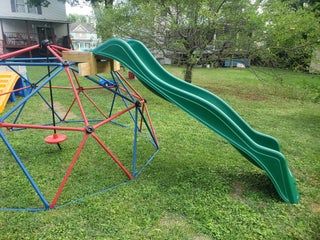 Alternative Playground Ideas, Easy Diy Slide Platform, Diy Slide Playground, Climbing Dome Ideas, Playground Tunnel Diy, Climbing Dome Accessories, Backyard Slide, Backyard Zen, Playground Slide Design