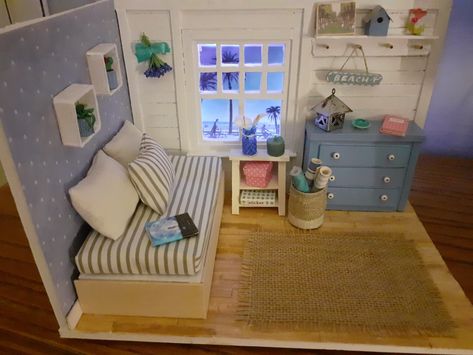 Shoebox Bedroom Project, Shoebox Dollhouse, Barbie Rooms, Barbie Land, Barbie Bedroom, Diy Barbie House, Dollhouse Design, Barbie Room, Dollhouse Bedroom