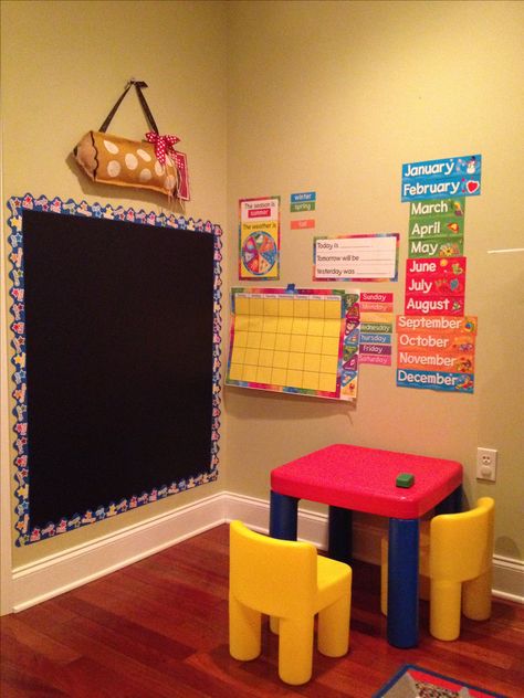 Pre-k at home. Classroom For Preschool Ideas, Diy Home School Room Ideas Toddler, Preschool Classroom Set Up At Home, Learning Set Up At Home, Preschool Learning Corner At Home, Pre K Learning Activities At Home, Learning Areas Classroom, Prek Classroom Setup At Home, Pre K Classroom Set Up At Home