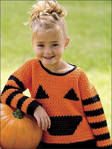 Adorable crochet pumpkin sweater! Crochet Shirts, Pumpkin Sweater, Crochet Halloween, Baby Sweater Knitting Pattern, Crochet Baby Girl, Crochet Bebe, Crochet Girls, Holiday Crochet, Haken Baby