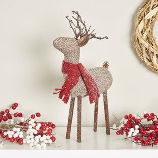 Reindeer Figurines, Reindeer Diy, Reindeer Decor, Snowman Crafts Diy, Reindeer Decorations, Christmas Decorations Diy Outdoor, Woodland Christmas, Handmade Christmas Decorations, Christmas Figurines