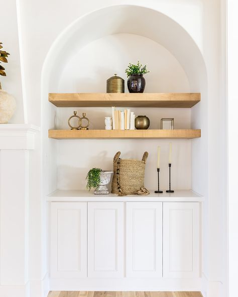 One trend we're loving: arched built-ins! Adding these stylish features on either side of your fireplace brings character to your space while offering practical storage solutions.

Builder: @southernwoodhomes

Design: @hawkinsandgraydesign

Photos: @lyndseymariephotography Arch Shelf In Wall, Arched Shelves, Kitchen 2024, Living Room Built Ins, Fireplace Built Ins, Round Storage, Fireplace Ideas, Practical Storage, Gray Design